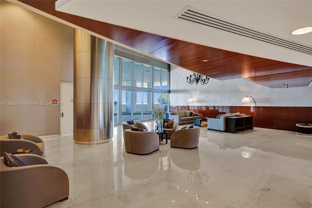 待售: $1,250,000 (1 贝兹, 1 浴室, 858 平方英尺)