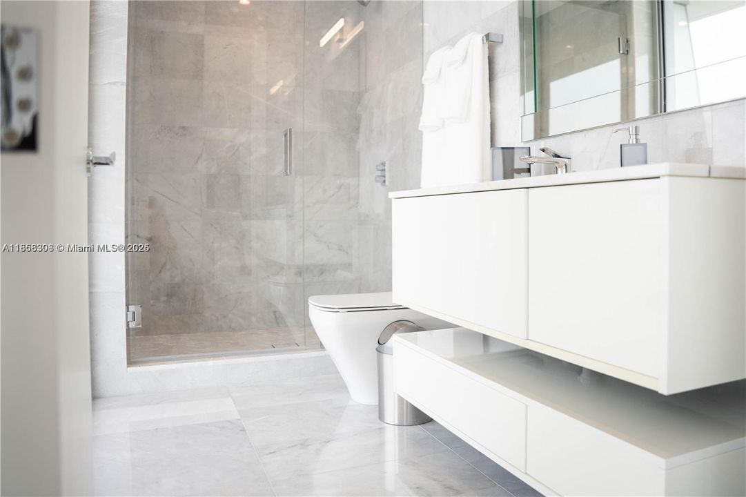 На продажу: $7,500,000 (4 спален, 5 ванн, 3252 Квадратных фут)