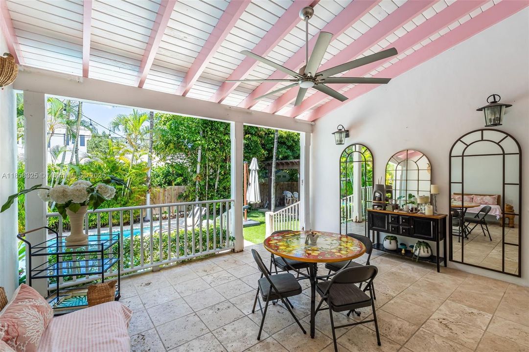 For Sale: $4,545,000 (6 beds, 5 baths, 3436 Square Feet)