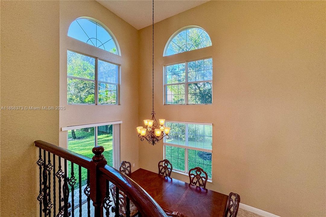 For Rent: $5,600 (5 beds, 3 baths, 3337 Square Feet)