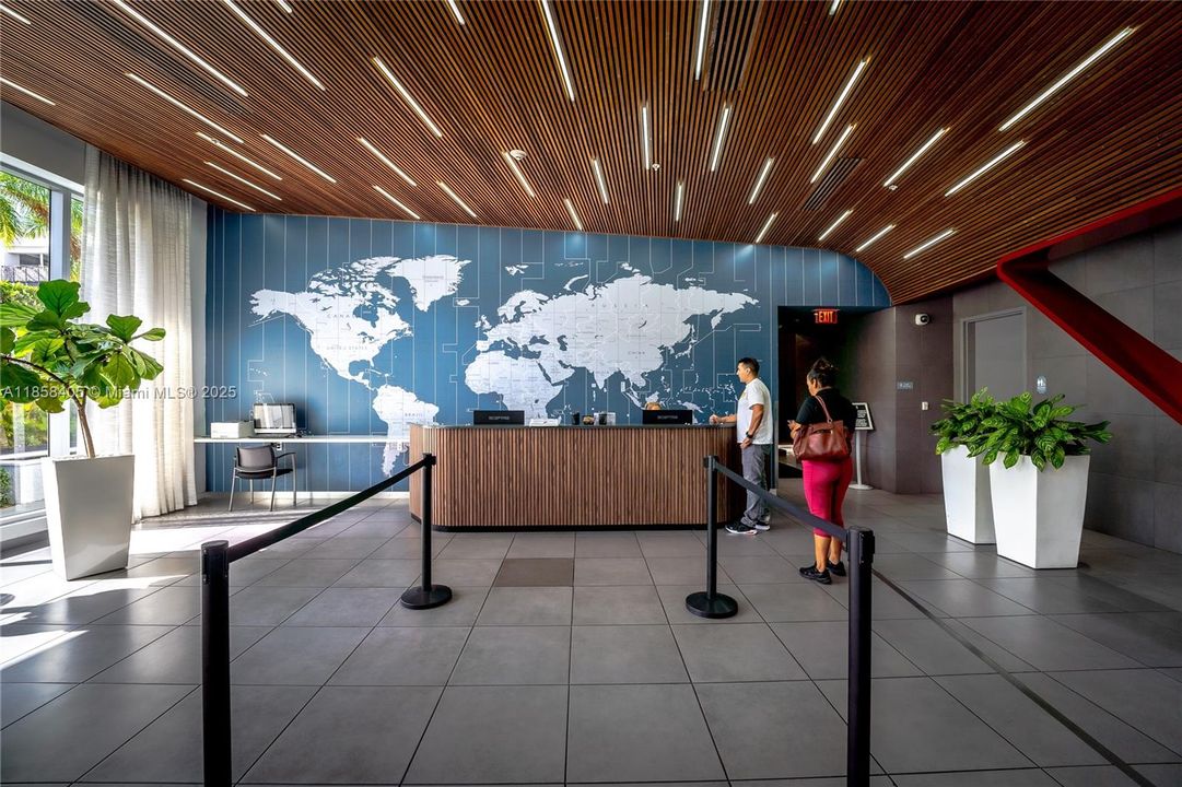 最近售出: $435,000 (2 贝兹, 2 浴室, 1030 平方英尺)