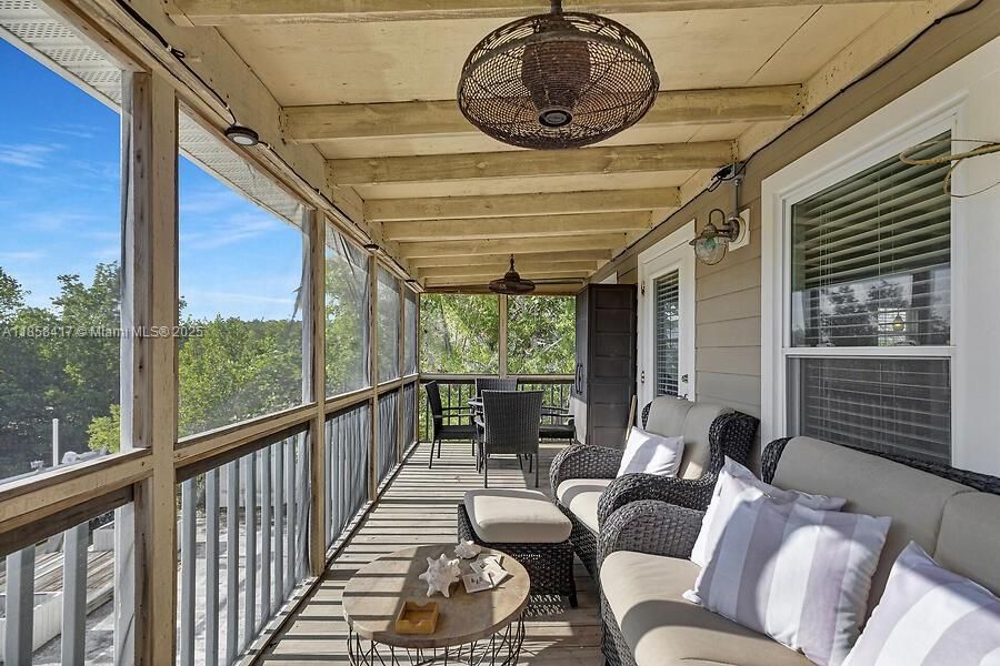 Ample terrace to enjoy the morning sunrise and sunsets