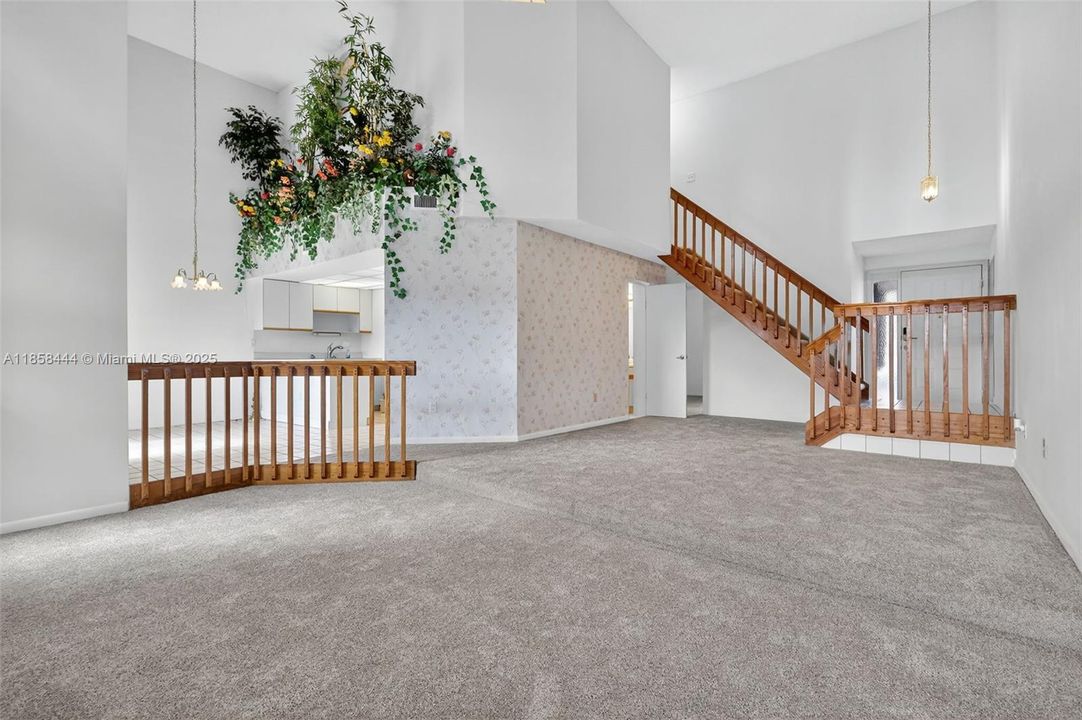 For Sale: $420,000 (3 beds, 2 baths, 1302 Square Feet)