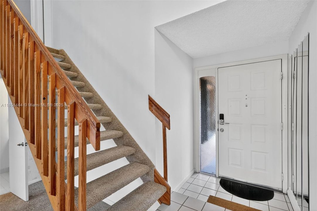 For Sale: $420,000 (3 beds, 2 baths, 1302 Square Feet)