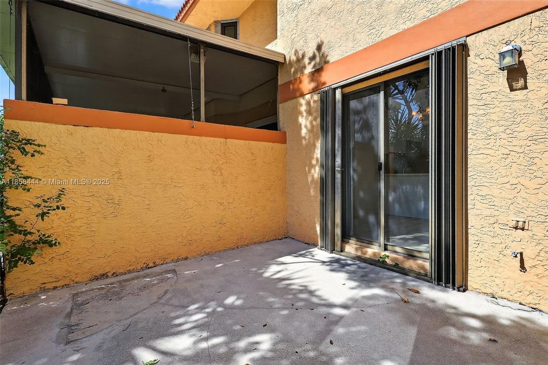 For Sale: $420,000 (3 beds, 2 baths, 1302 Square Feet)