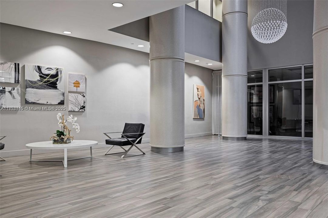 Recently Sold: $309,900 (1 beds, 1 baths, 821 Square Feet)