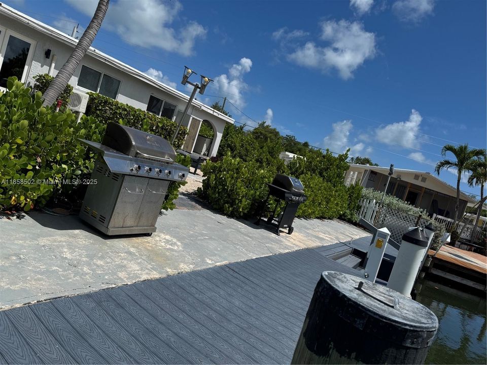 For Rent: $6,000 (3 beds, 2 baths, 2074 Square Feet)