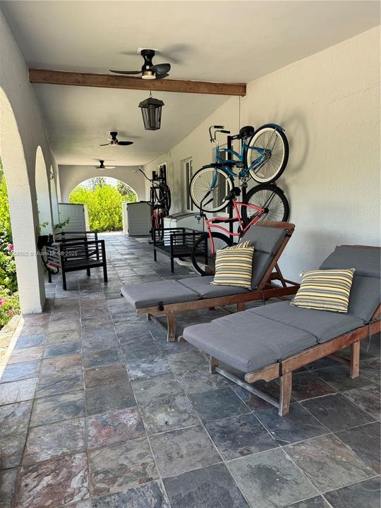 For Rent: $6,000 (3 beds, 2 baths, 2074 Square Feet)