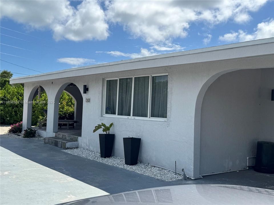 For Rent: $6,000 (3 beds, 2 baths, 2074 Square Feet)