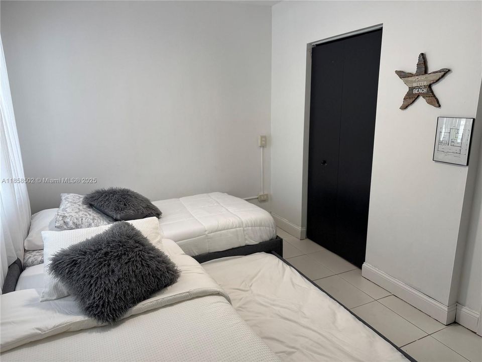 For Rent: $6,000 (3 beds, 2 baths, 2074 Square Feet)