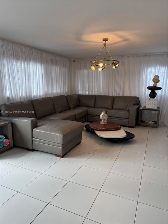 For Rent: $6,000 (3 beds, 2 baths, 2074 Square Feet)