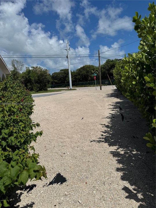 For Rent: $6,000 (3 beds, 2 baths, 2074 Square Feet)