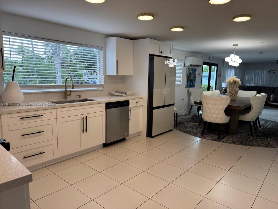 For Rent: $6,000 (3 beds, 2 baths, 2074 Square Feet)