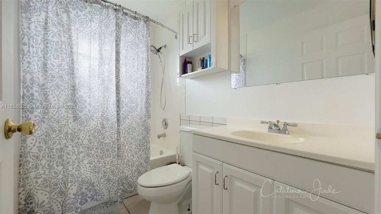 待售: $460,000 (2 贝兹, 1 浴室, 0 平方英尺)