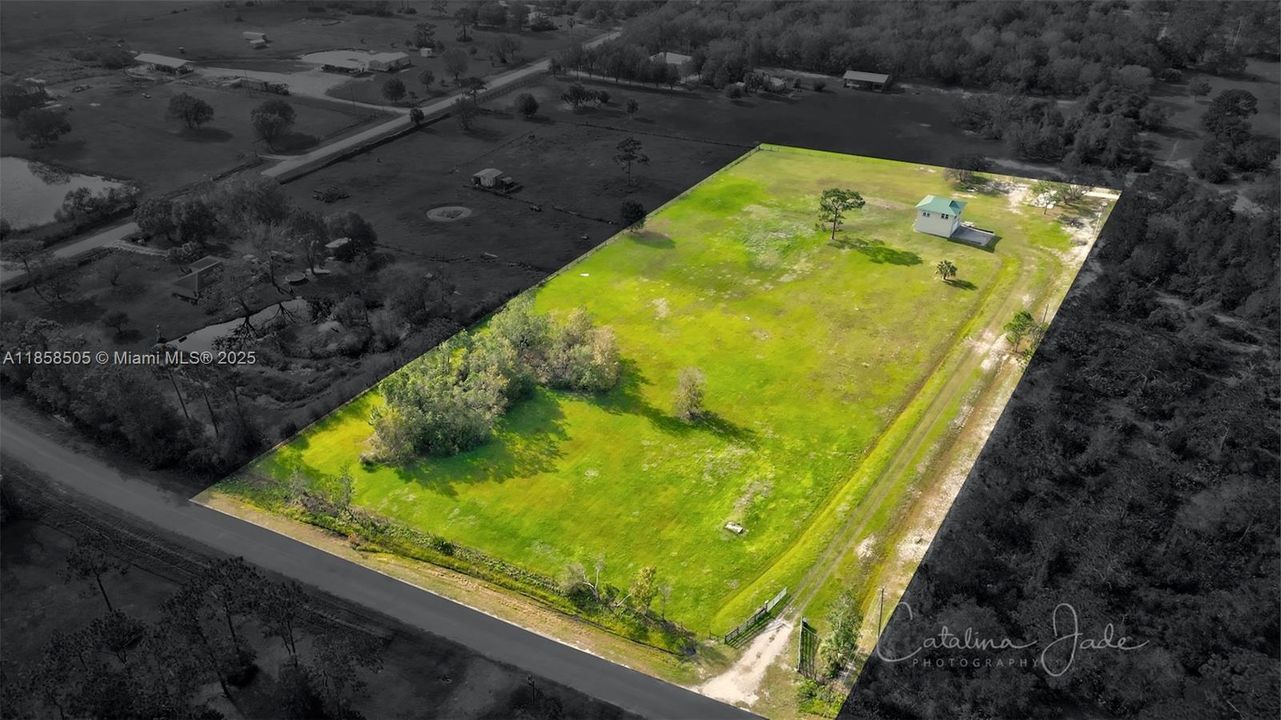 待售: $460,000 (2 贝兹, 1 浴室, 0 平方英尺)