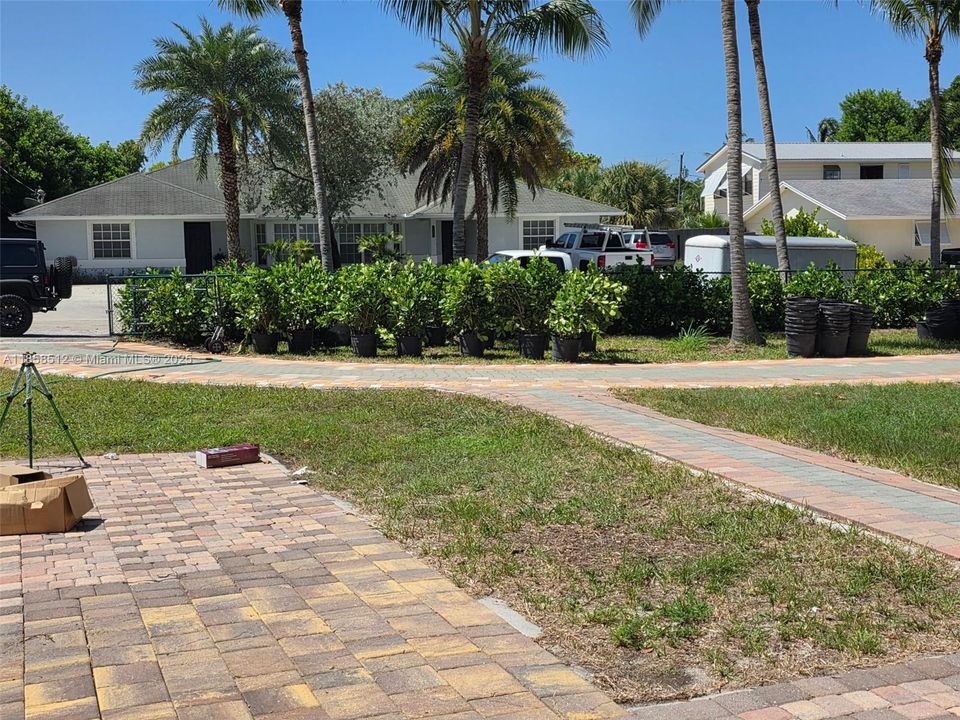 Vendido Recientemente: $469,900 (3 camas, 2 baños, 2130 Pies cuadrados)