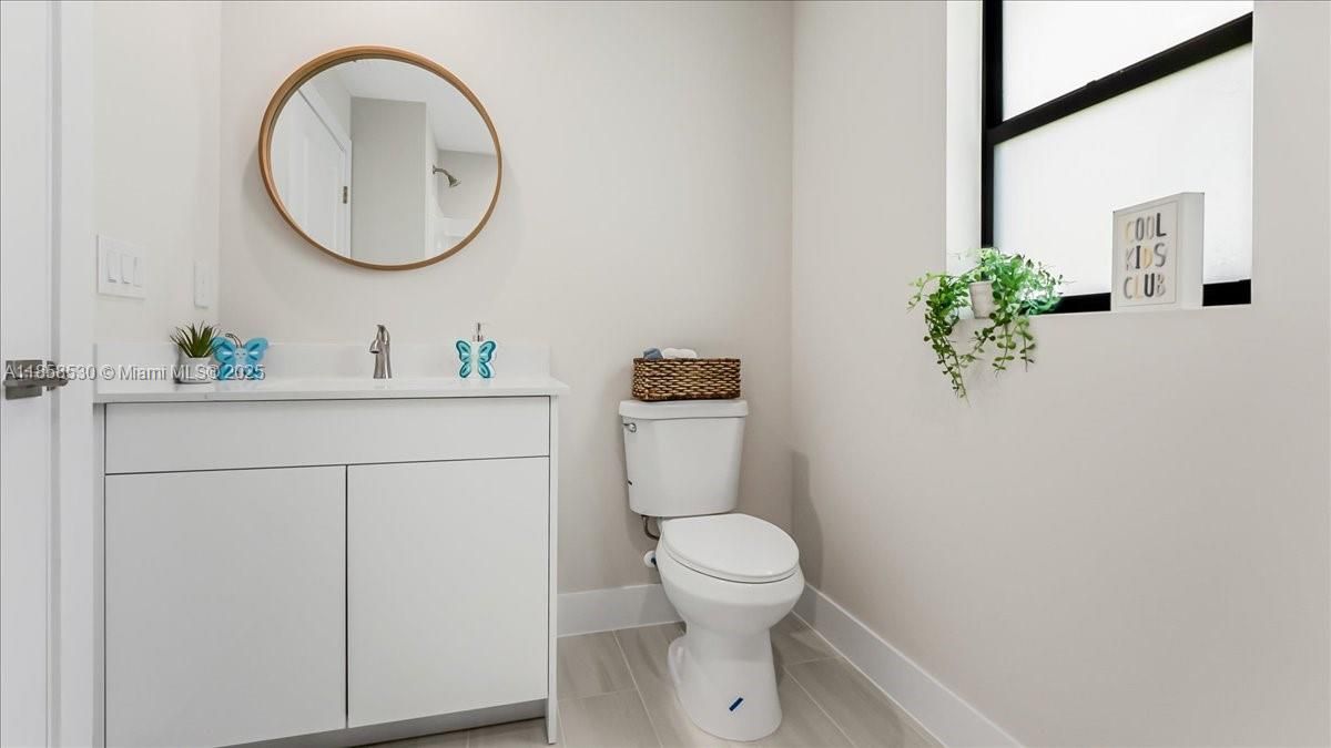 Recently Sold: $330,000 (3 beds, 2 baths, 1532 Square Feet)