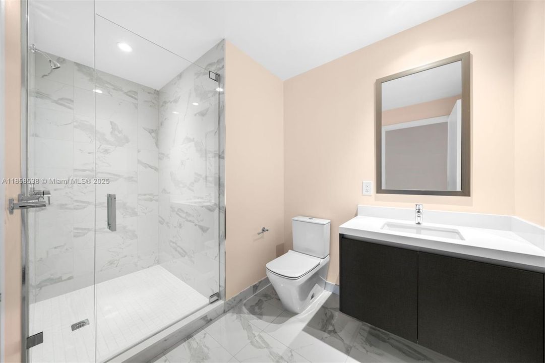 Vendido Recientemente: $1,650,000 (3 camas, 4 baños, 2188 Pies cuadrados)