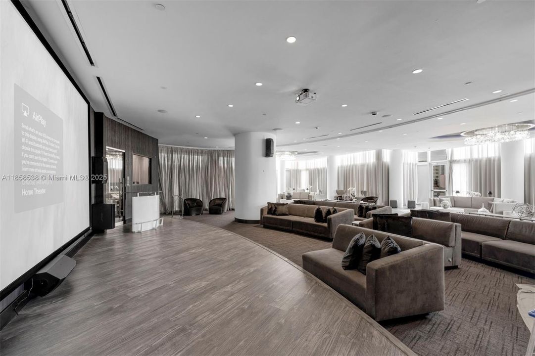 Vendido Recientemente: $1,650,000 (3 camas, 4 baños, 2188 Pies cuadrados)