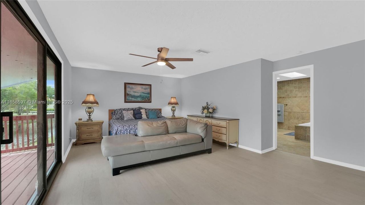 Недавно арендовано: $7,500 (4 спален, 3 ванн, 3882 Квадратных фут)