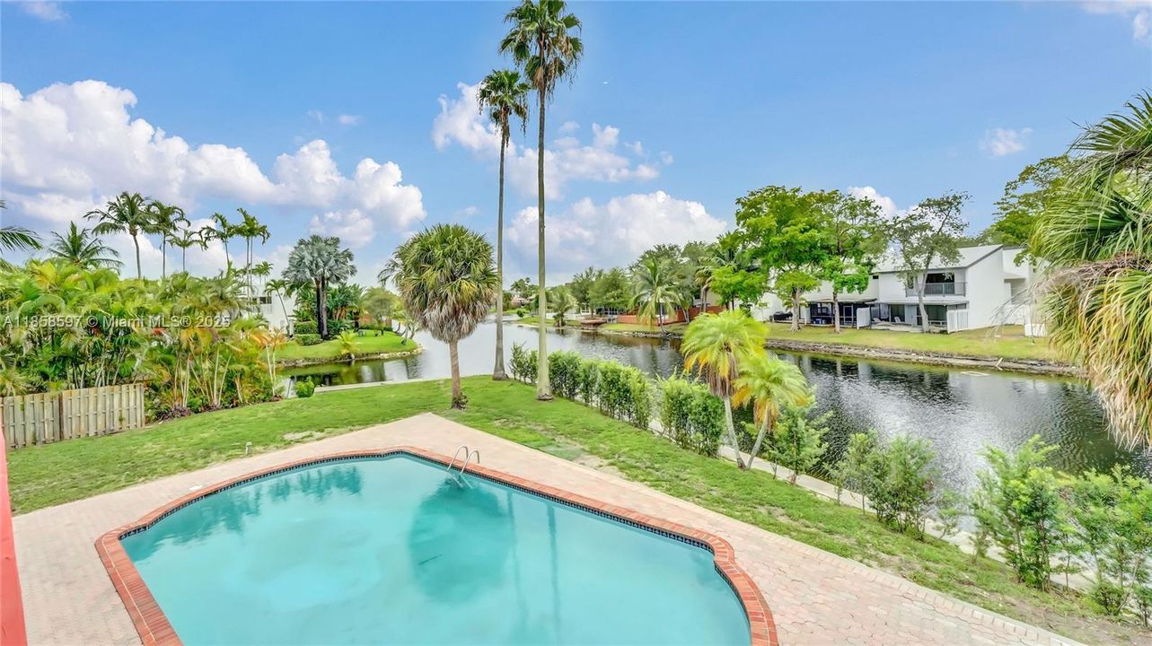 Недавно арендовано: $7,500 (4 спален, 3 ванн, 3882 Квадратных фут)