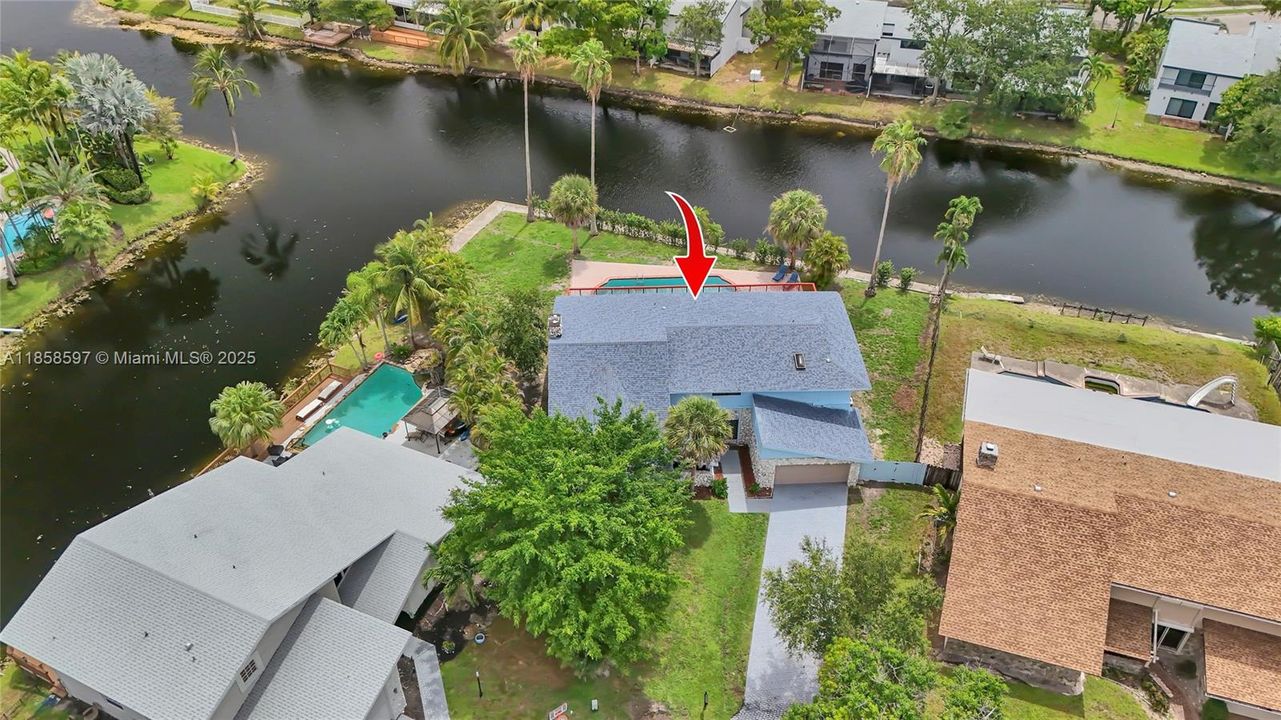 Недавно арендовано: $7,500 (4 спален, 3 ванн, 3882 Квадратных фут)