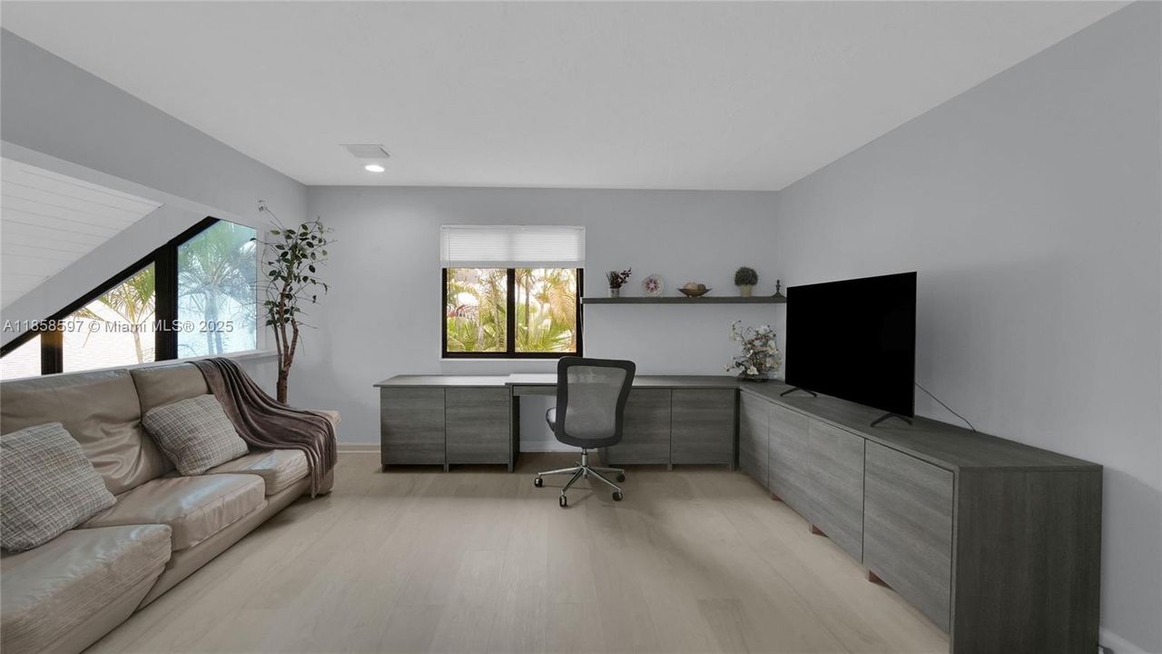 Недавно арендовано: $7,500 (4 спален, 3 ванн, 3882 Квадратных фут)