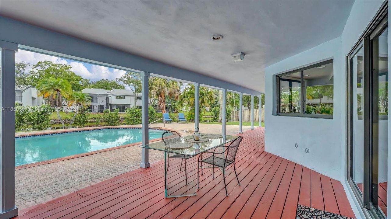 Недавно арендовано: $7,500 (4 спален, 3 ванн, 3882 Квадратных фут)