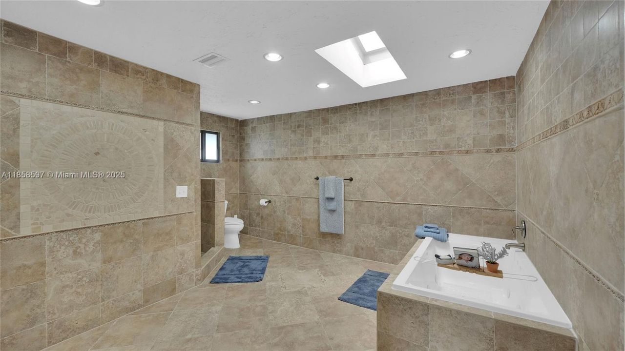 Недавно арендовано: $7,500 (4 спален, 3 ванн, 3882 Квадратных фут)