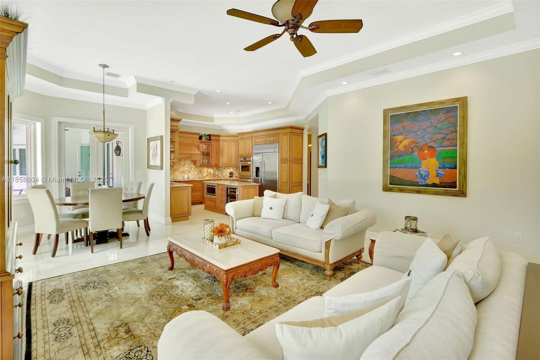 For Sale: $2,099,000 (6 beds, 5 baths, 4256 Square Feet)