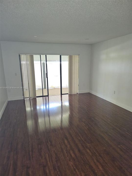 For Sale: $440,000 (3 beds, 2 baths, 1500 Square Feet)