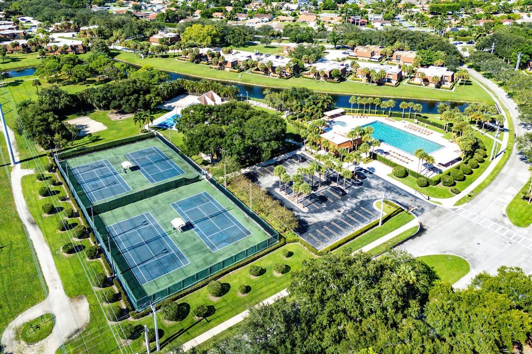 036-1951BrandywineRoad-WestPalmBeach-FL-