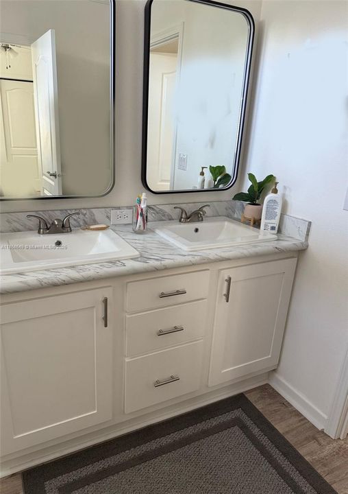 En Venta: $250,000 (3 camas, 2 baños, 5630 Pies cuadrados)