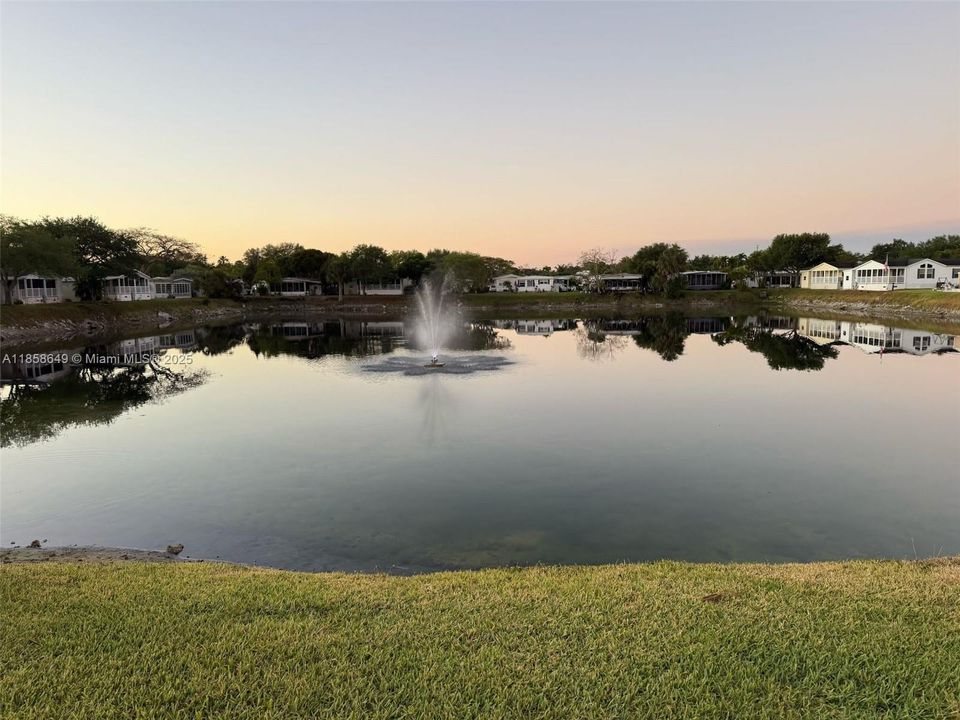 En Venta: $250,000 (3 camas, 2 baños, 5630 Pies cuadrados)