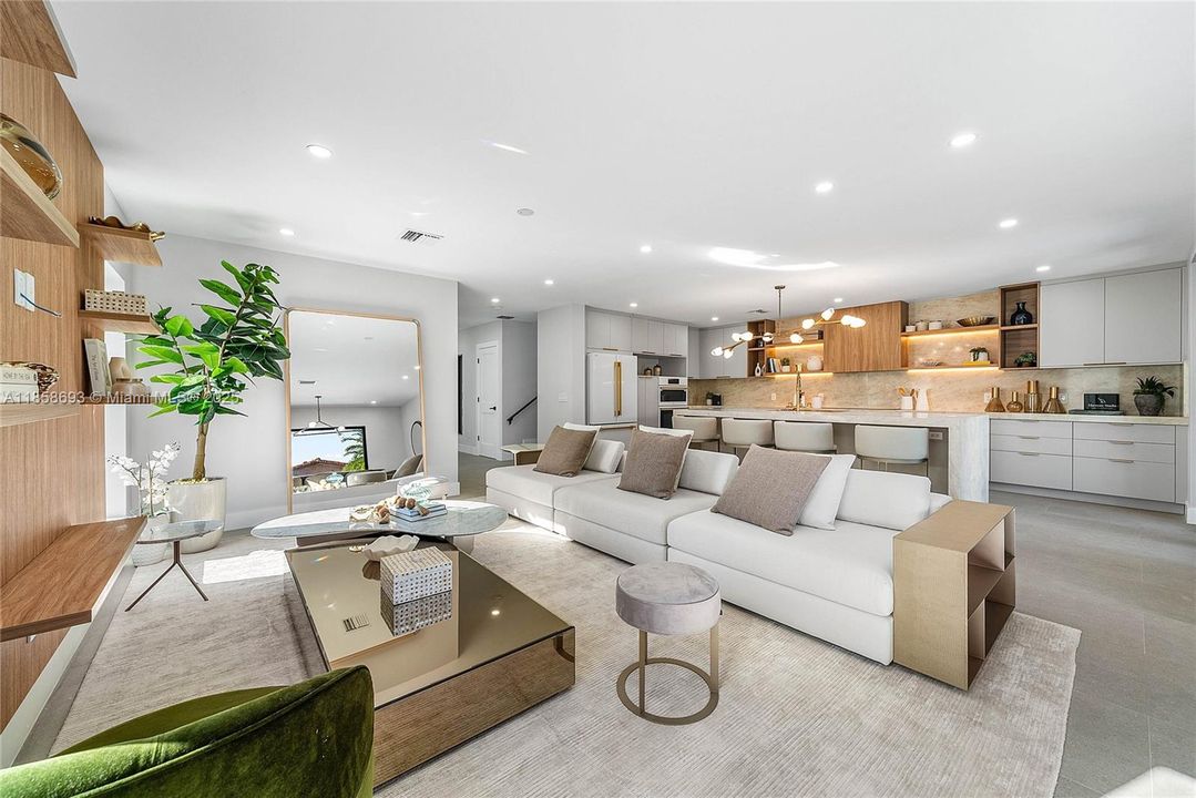 For Sale: $3,995,000 (5 beds, 5 baths, 3791 Square Feet)