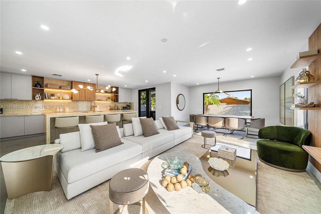 For Sale: $3,995,000 (5 beds, 5 baths, 3791 Square Feet)