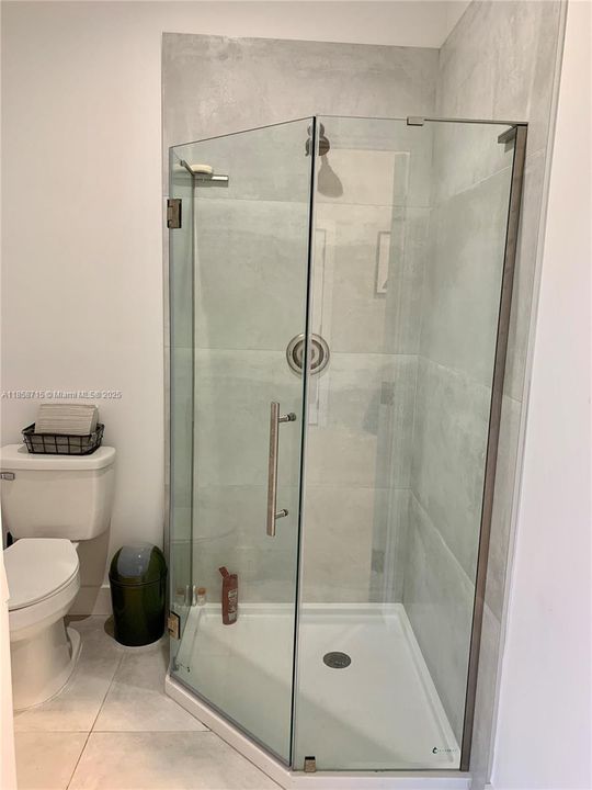 For Rent: $1,500 (3 beds, 3 baths, 1747 Square Feet)