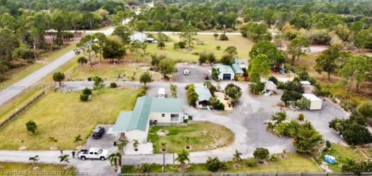 Vendido Recientemente: $480,000 (3 camas, 3 baños, 0 Pies cuadrados)