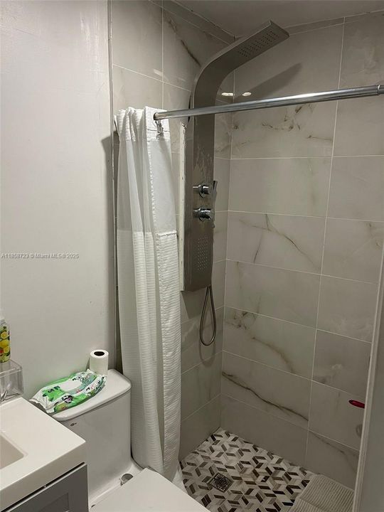 Vendido Recientemente: $480,000 (3 camas, 3 baños, 0 Pies cuadrados)