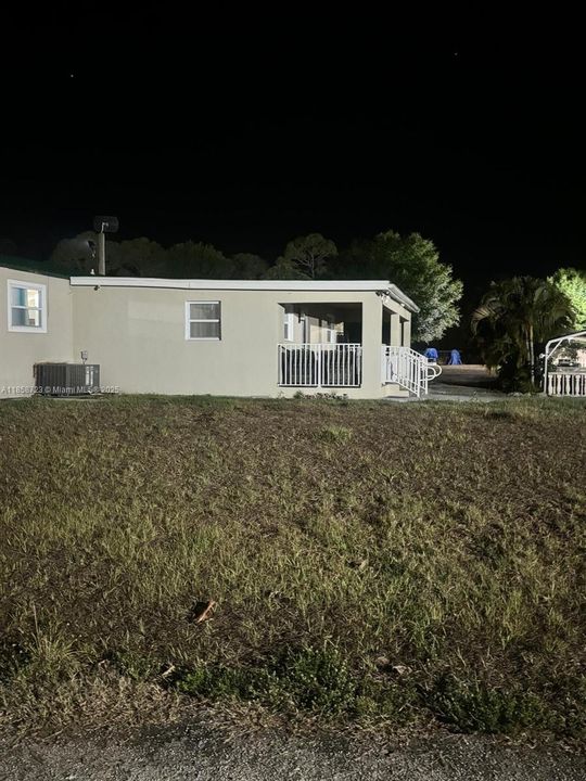 Vendido Recientemente: $480,000 (3 camas, 3 baños, 0 Pies cuadrados)