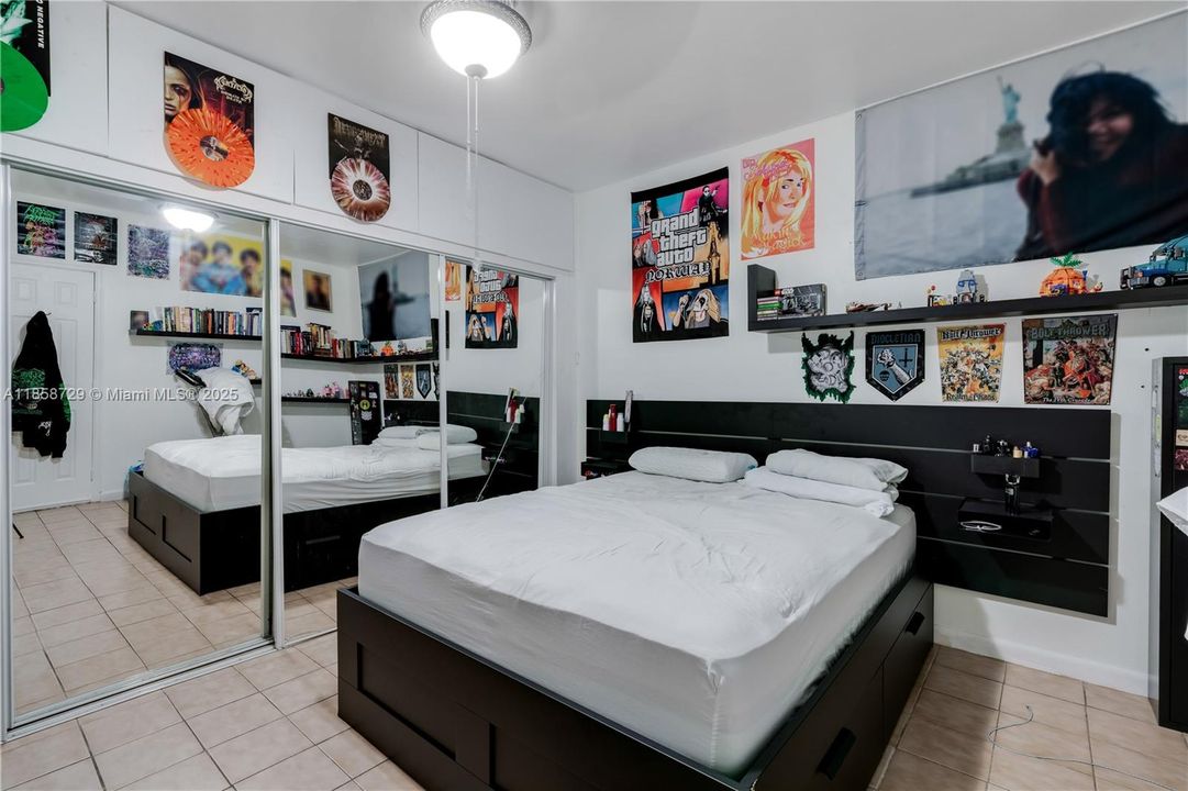 Vendido Recientemente: $1,150,000 (0 camas, 0 baños, 4353 Pies cuadrados)