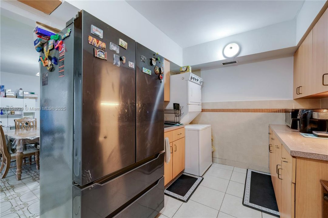 Vendido Recientemente: $1,150,000 (0 camas, 0 baños, 4353 Pies cuadrados)