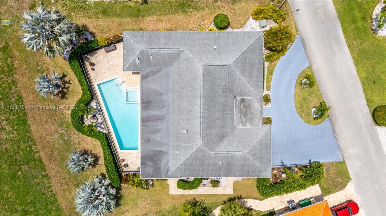 Recently Rented: $4,500 (3 beds, 2 baths, 2438 Square Feet)