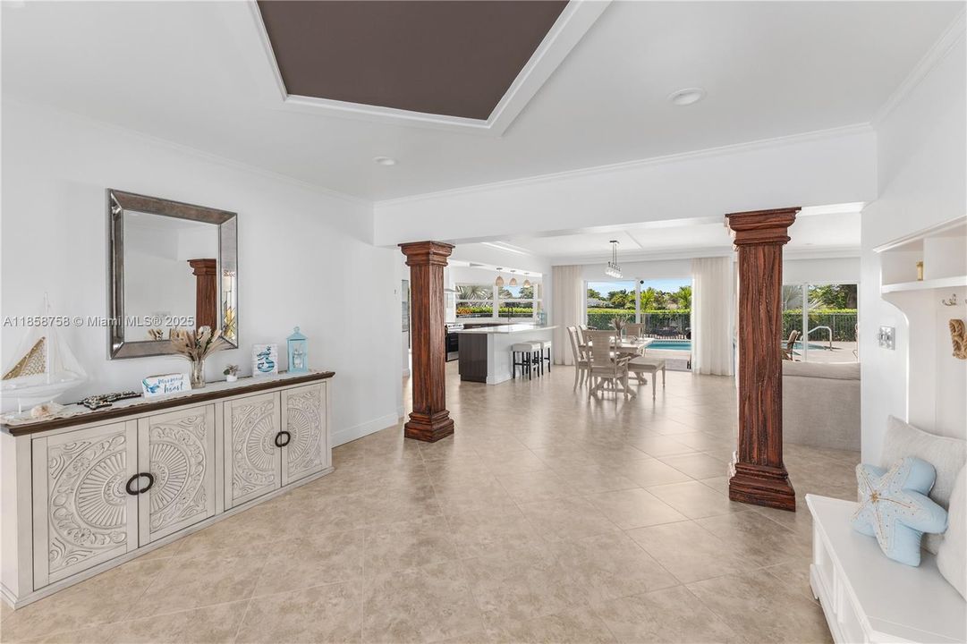 Recently Rented: $4,500 (3 beds, 2 baths, 2438 Square Feet)