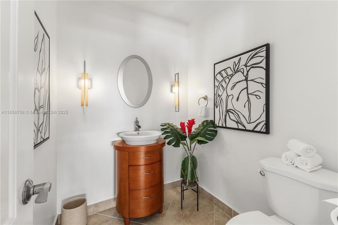 Recently Rented: $4,500 (3 beds, 2 baths, 2438 Square Feet)