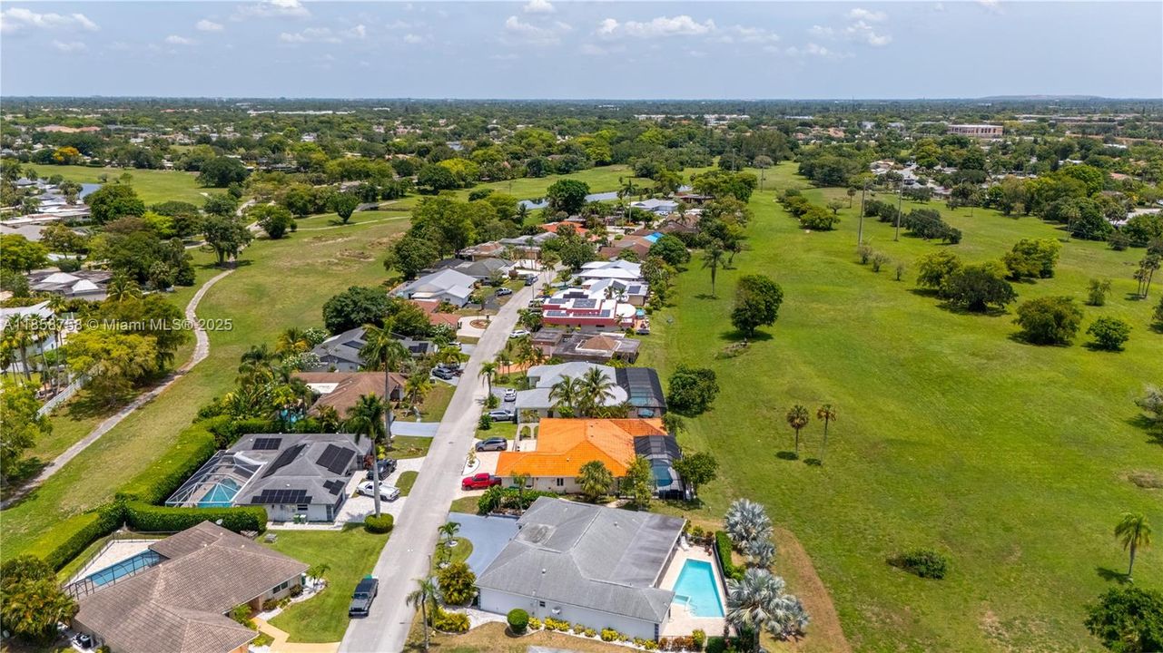 Recently Rented: $4,500 (3 beds, 2 baths, 2438 Square Feet)