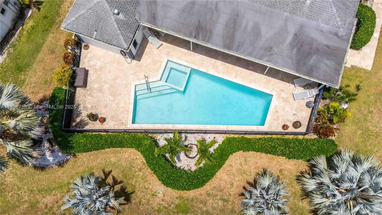 Recently Rented: $4,500 (3 beds, 2 baths, 2438 Square Feet)