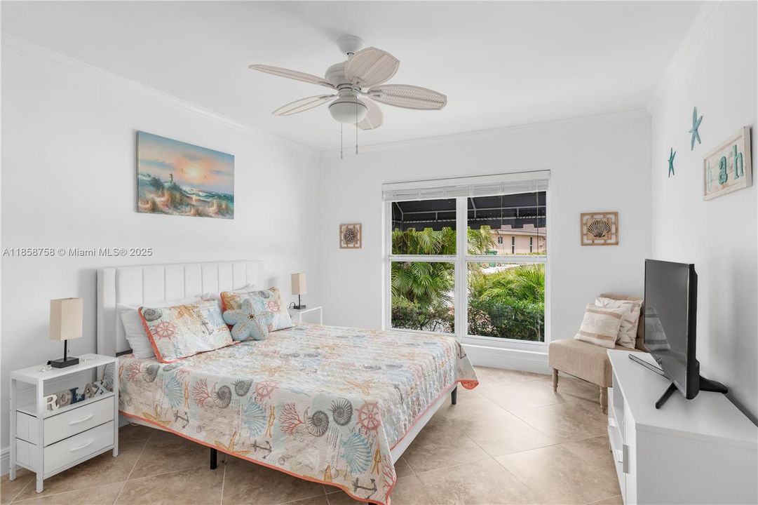 Recently Rented: $4,500 (3 beds, 2 baths, 2438 Square Feet)