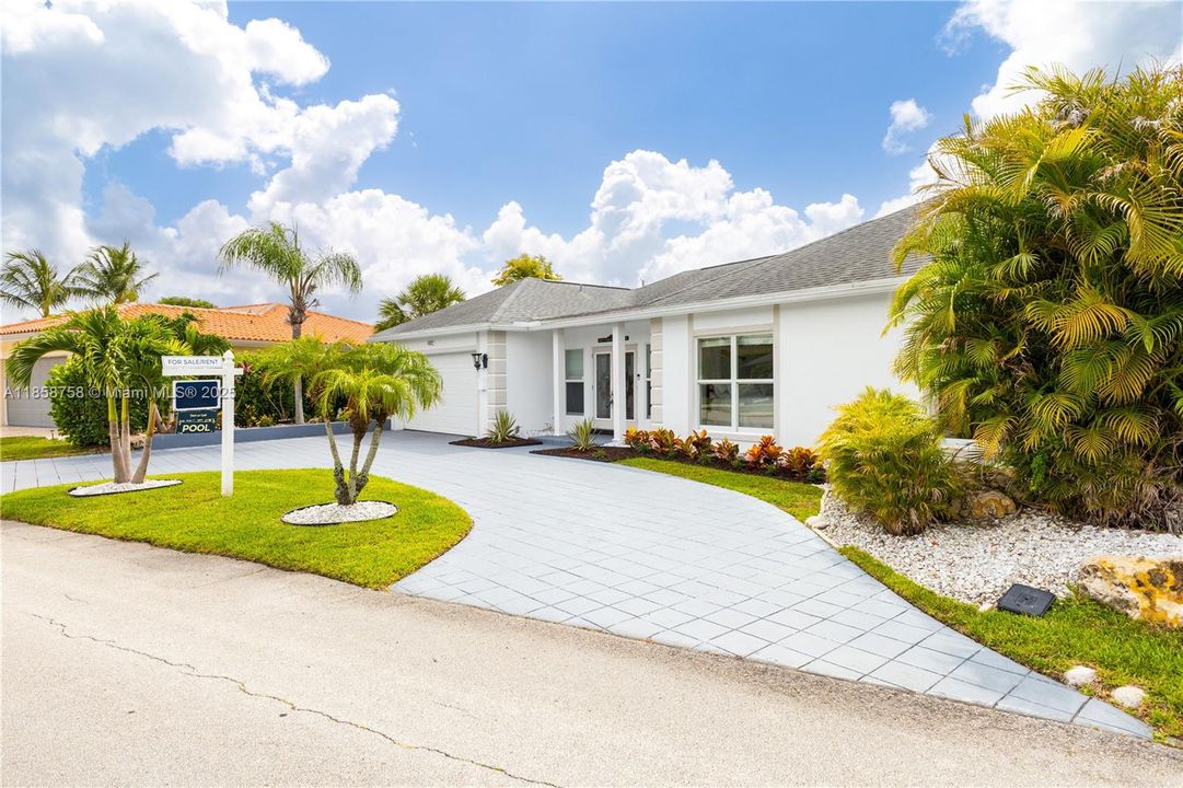 Recently Rented: $4,500 (3 beds, 2 baths, 2438 Square Feet)