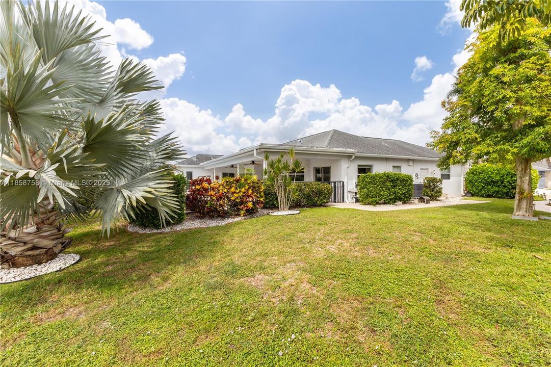 Recently Rented: $4,500 (3 beds, 2 baths, 2438 Square Feet)